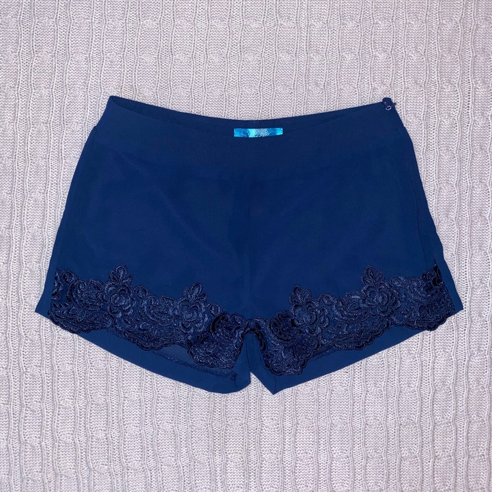 NAVY/BLUE SIDE ZIP SHORTS